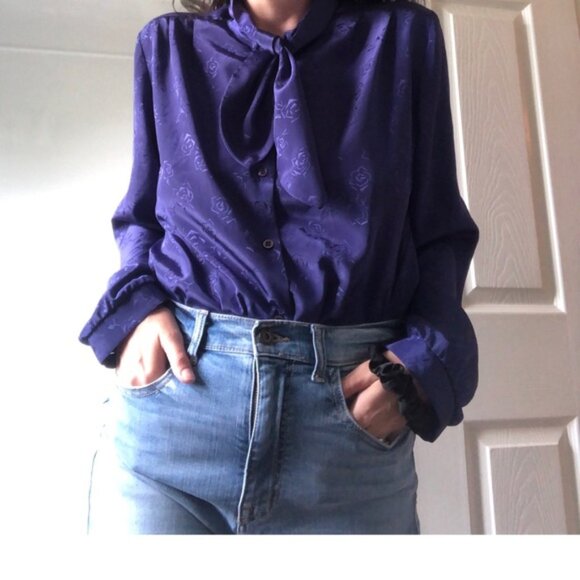Vintage purple blouse with tie neck - Picture 4 of 10
